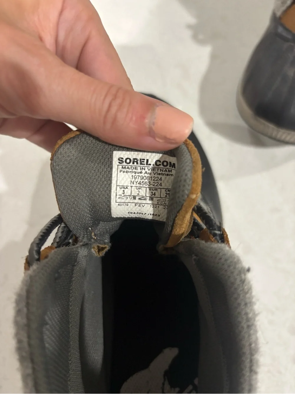 Sorel Kids Winter Duck Boots - Size 3 Youth